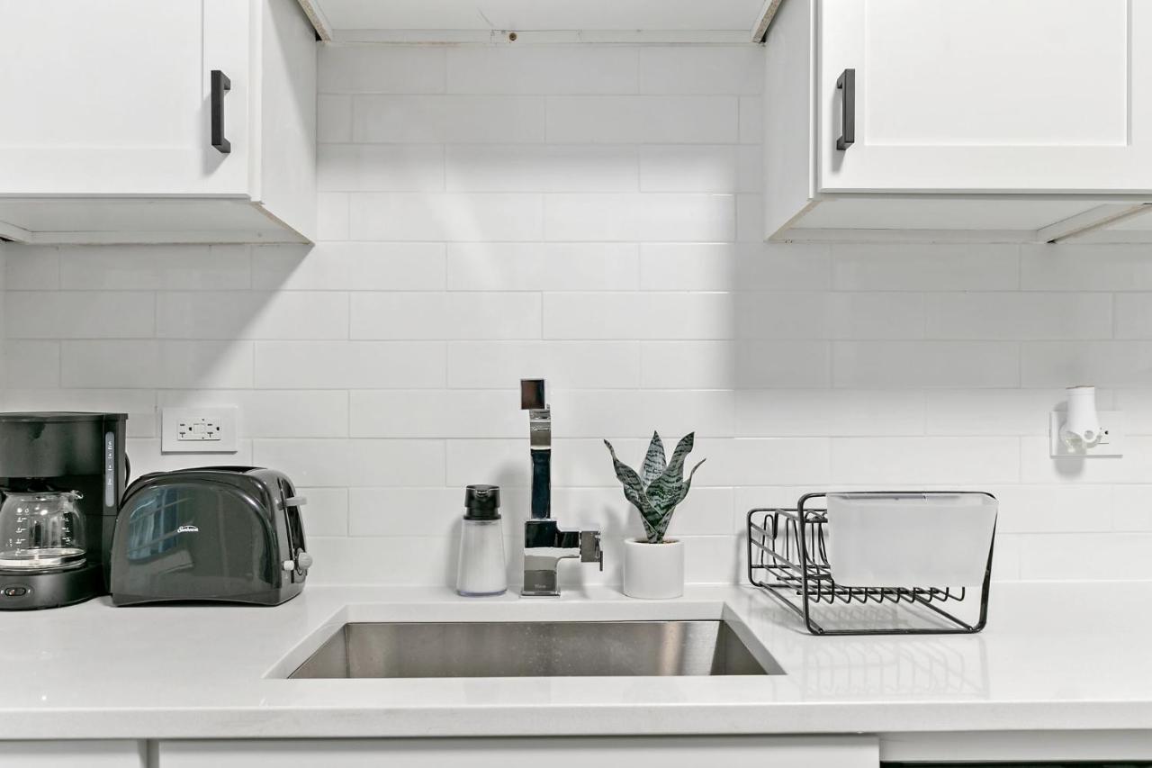 2Br Comfy And Stylish Apt In West Town - Erie 1R Chicago Zewnętrze zdjęcie